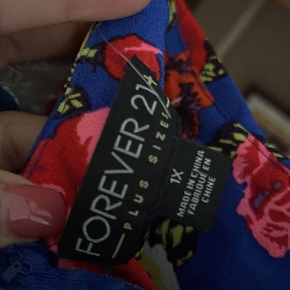 Fun Floral Summer Dress - Picture 9 of 9